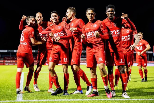 安布罗西尼 安布罗西尼